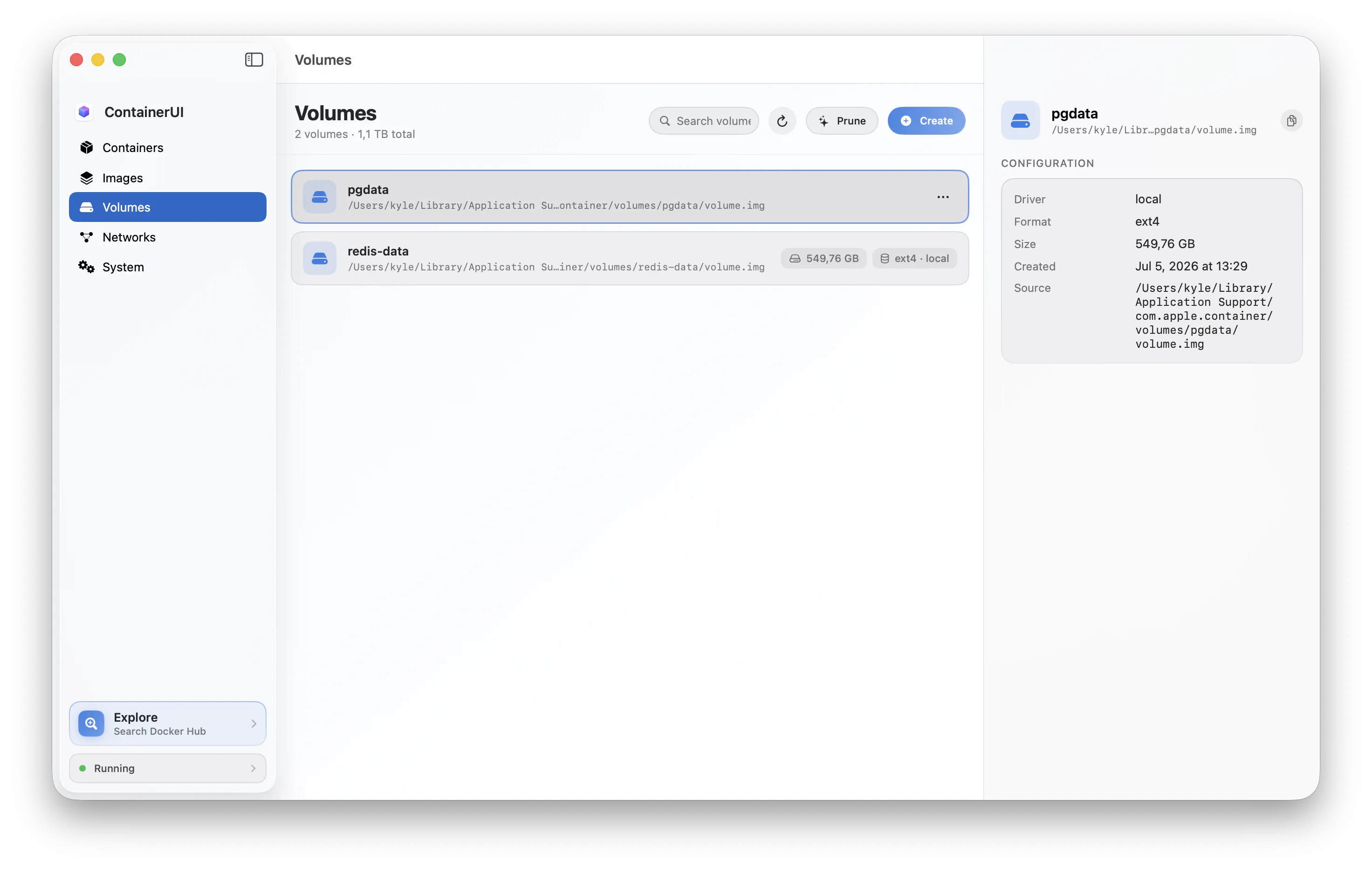 ContainerUI's Volumes screen listing volumes with their sizes and labels.